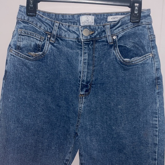 Cotton On Mom Jeans - Picture 3 of 5